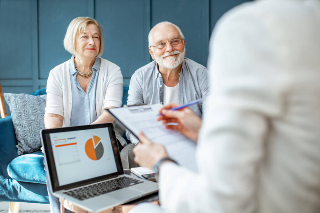 what do estate managers do